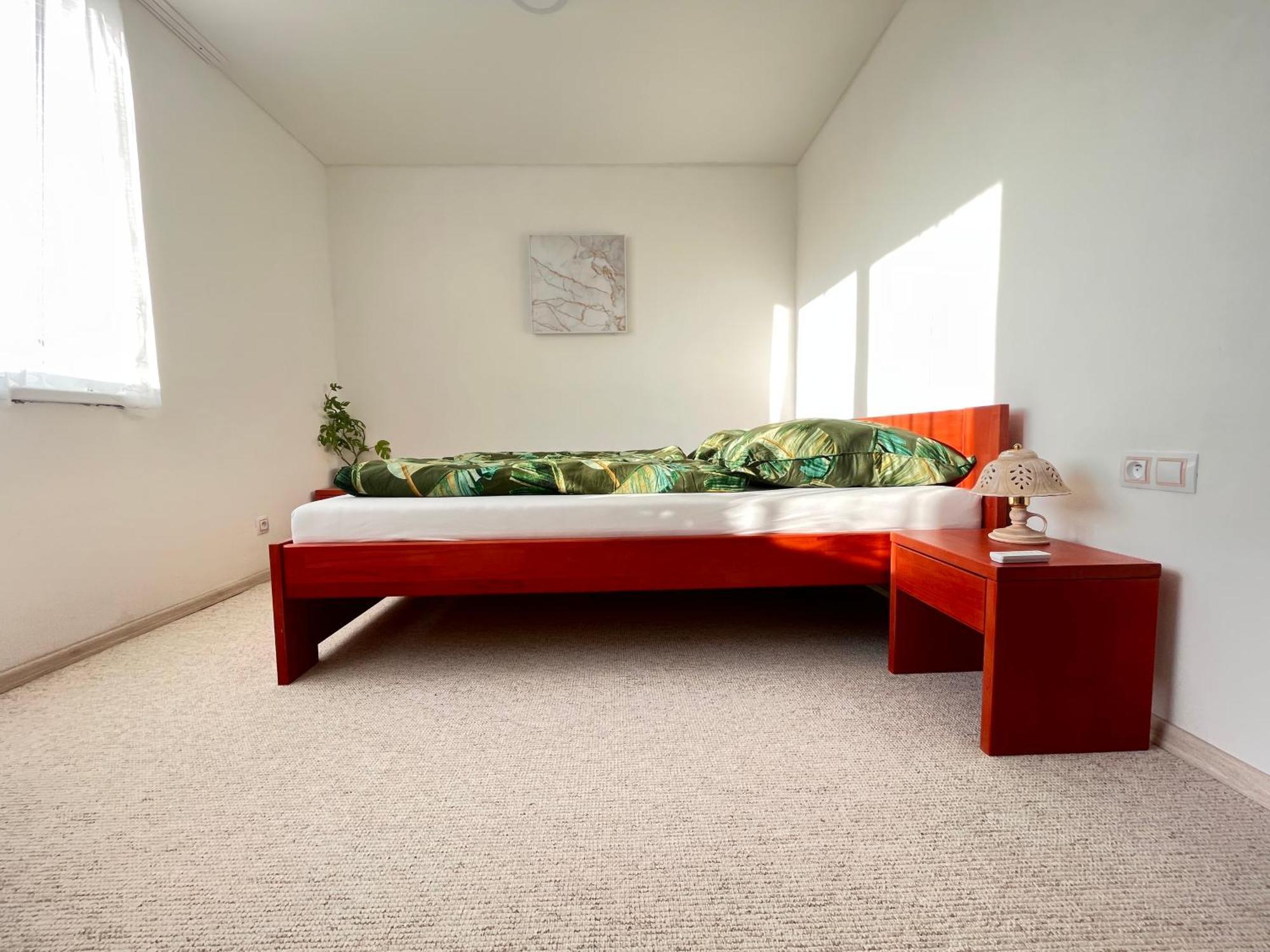 Monstera Ii Apartment